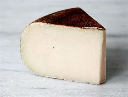 Tomme de ch&egrave;vre grise 